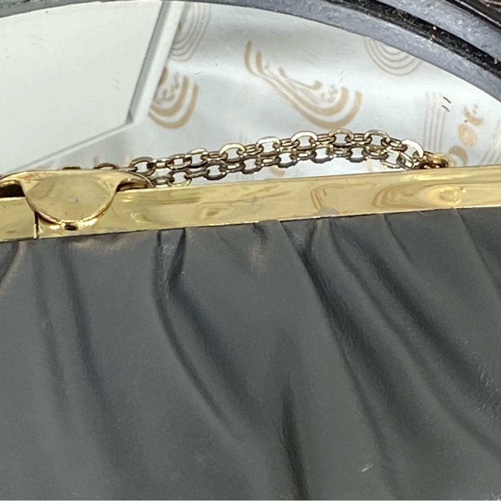 Chic Vintage Gray Leather Clutch with Gold Chain - Picture 12 of 13